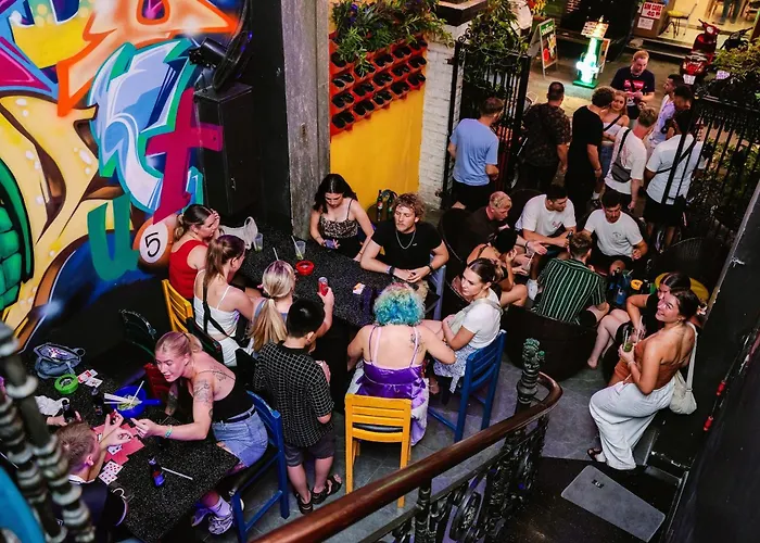 Nhà Trọ The Hideout Sài Gòn