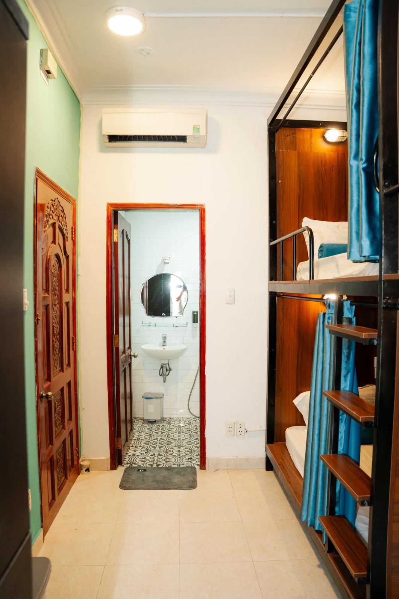 The Hideout Sài Gòn